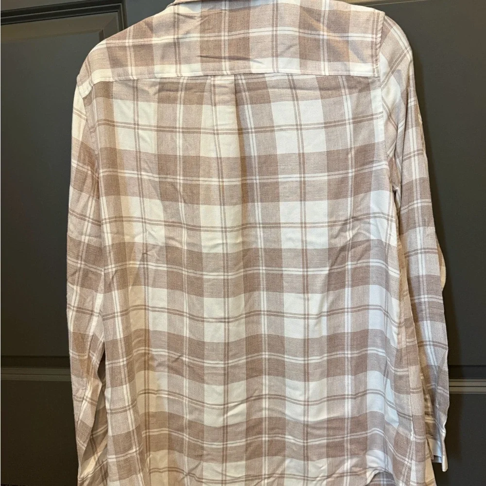 Banana Republic Beige and White Plaid Button-Down Shirt - Picture 2 of 2